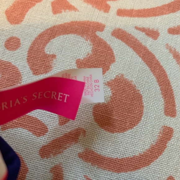 Victoria secret American flag bikini top - Picture 2 of 4